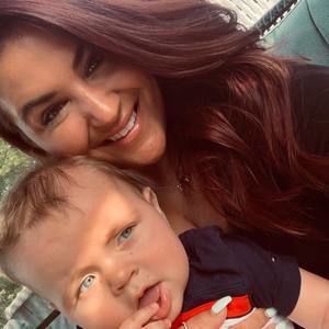 Meet your Posher, Jenna